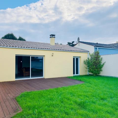 Saint-Médard-d’Aunis Beau plain-pied de 120 m² avec jardin de 690 m²