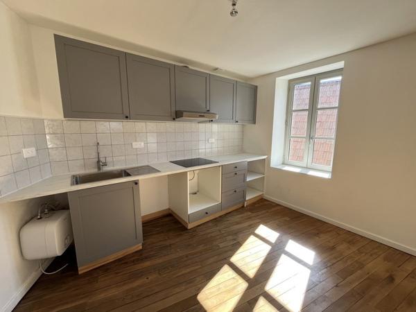 Appartement à louer |  Ste-Sévère-sur-Indre |  4 pièces | 115 m²