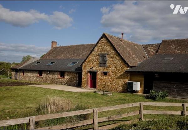 Maison de qualité 134m2 sur terrains de 4000m2, 4 chambres, au calme à 5 min de Ruaudin et de Changé