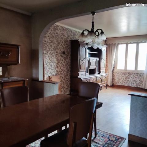 Maison de qualité 134m2 sur terrains de 4000m2, 4 chambres, au calme à 5 min de Ruaudin et de Changé