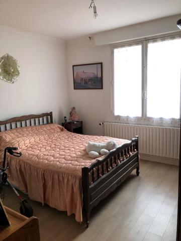 Maison de qualité 134m2 sur terrains de 4000m2, 4 chambres, au calme à 5 min de Ruaudin et de Changé
