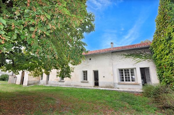 Ancienne ferme à restaurer - 160 m² avec un terrain de 4 794 m²