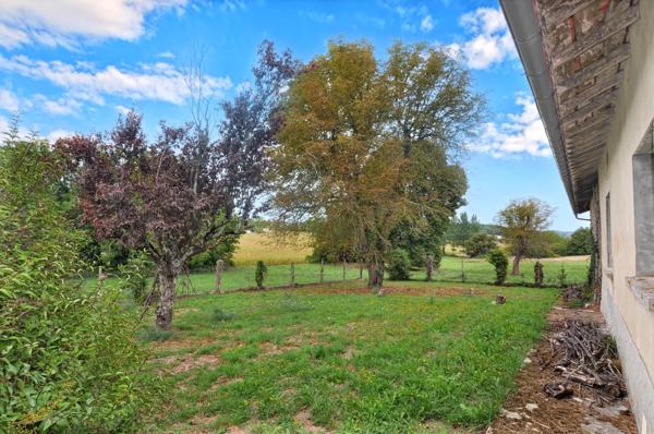Ancienne ferme à restaurer - 160 m² avec un terrain de 4 794 m²