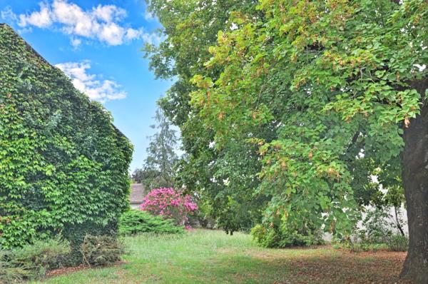 Ancienne ferme à restaurer - 160 m² avec un terrain de 4 794 m²
