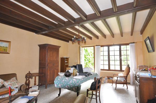Ancienne ferme à restaurer - 160 m² avec un terrain de 4 794 m²