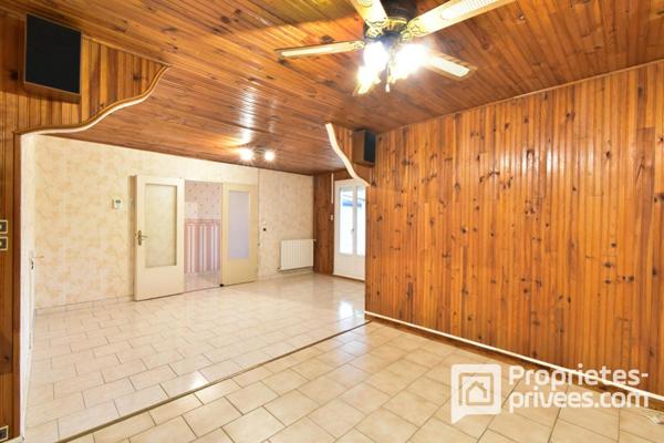 MAISON A MEHUN SUR YEVRE