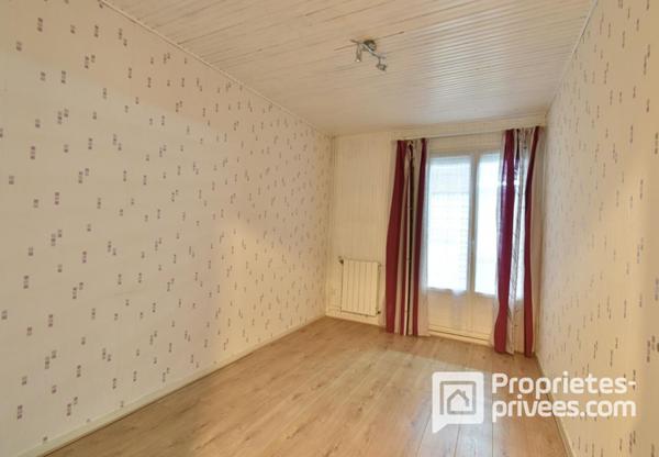 MAISON A MEHUN SUR YEVRE