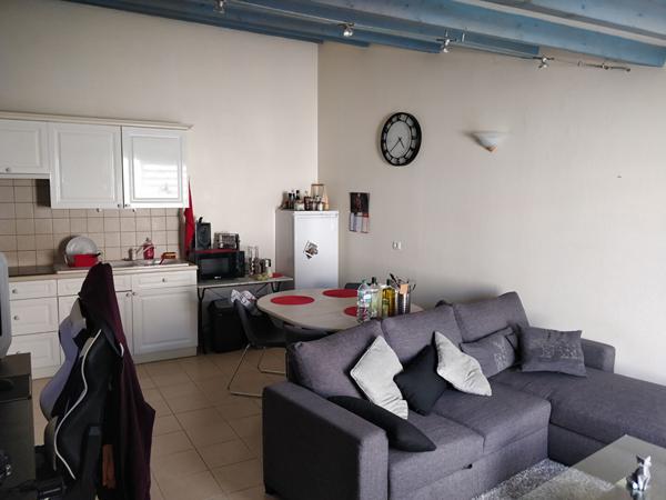 A VENDRE LAFOND MAISON 2 PIECES D'ENVIRON 51m² ,  La rochelle