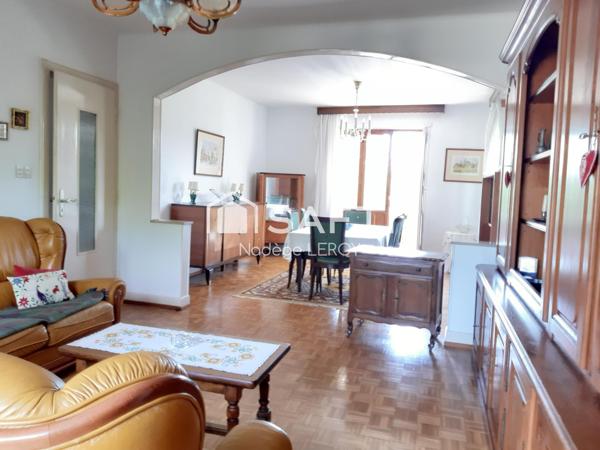 Maison spacieuse 4 chambres, 7 pièces