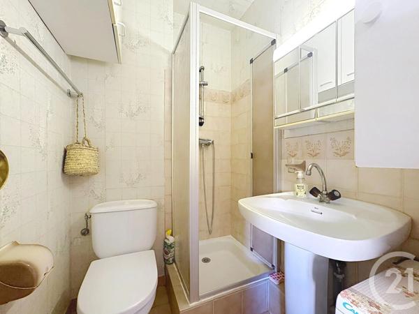 Appartement Studio Cabine à vendre  2 pièces - 22,01 m 2   FREJUS  - 83