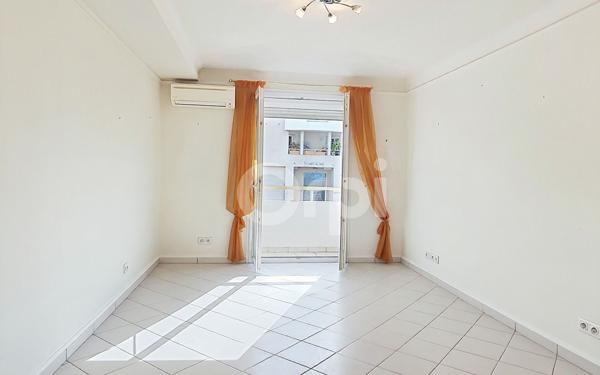 Appartement à vendre    3 pièces • 65,84 m2 Antibes