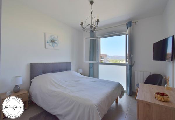 Saint-Raphaël (83700) APPARTEMENT 4 PIECES DERNIER ETAGE AVEC UNE GRANDE TERRASSE, GARAGE ET PLACE DE PARKING