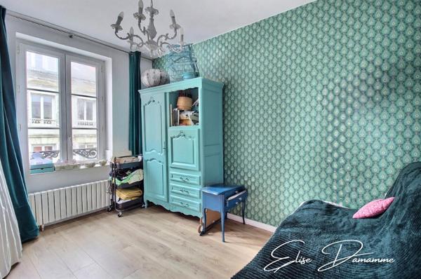 LE HAVRE - Quartier SAINT MICHEL - Propriété d'environ 320m²  sur terrain de 385m²