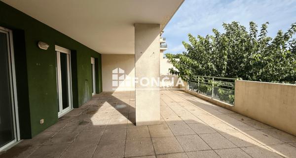 Location Appartement 4 pièces 77 m² - Toulon 83100