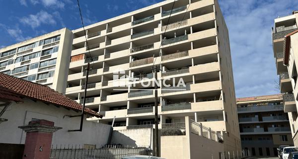 Location Appartement 4 pièces 77 m² - Toulon 83100