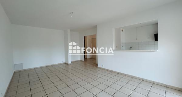 Location Appartement 4 pièces 77 m² - Toulon 83100