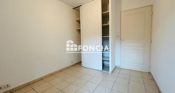 Location Appartement 4 pièces 77 m² - Toulon 83100