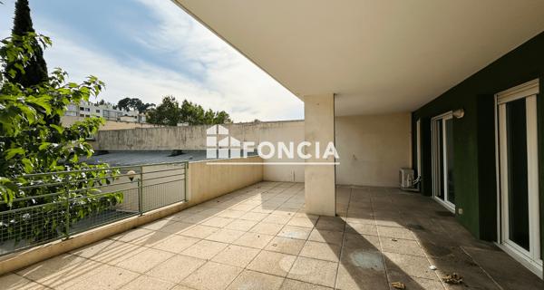 Location Appartement 4 pièces 77 m² - Toulon 83100