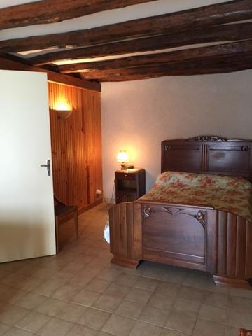 Veaugues (18300) Maison 5 Pièces de 135m2 avec Garage et dépandances sur parcelle de 1770m2 à proximité de Veaugues