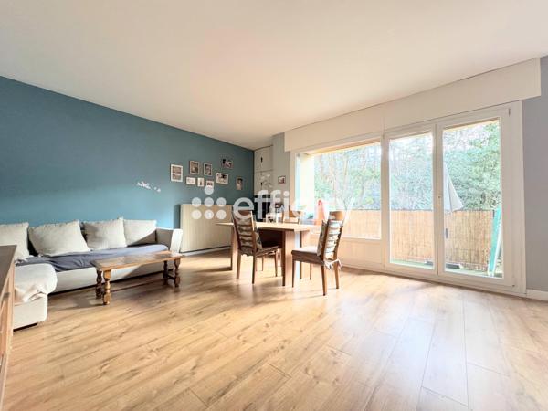 Appartement
         4 pièces
        - 80 m² Exclusivité 349 500 € *