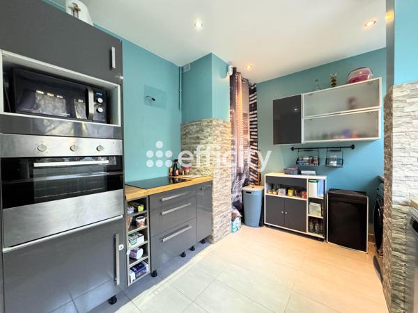 Appartement
         4 pièces
        - 80 m² Exclusivité 349 500 € *