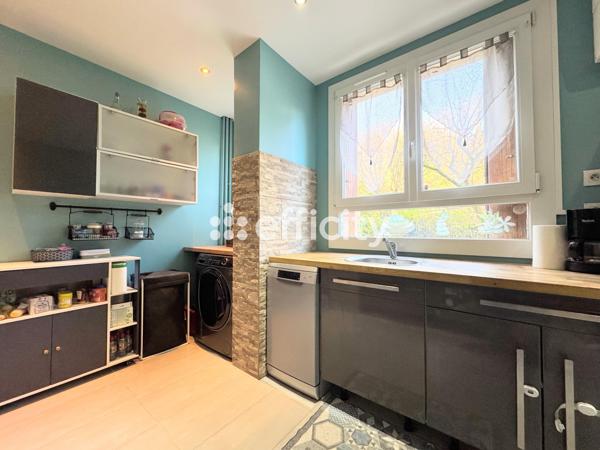 Appartement
         4 pièces
        - 80 m² Exclusivité 349 500 € *