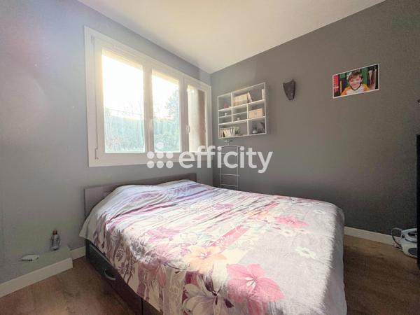 Appartement
         4 pièces
        - 80 m² Exclusivité 349 500 € *
