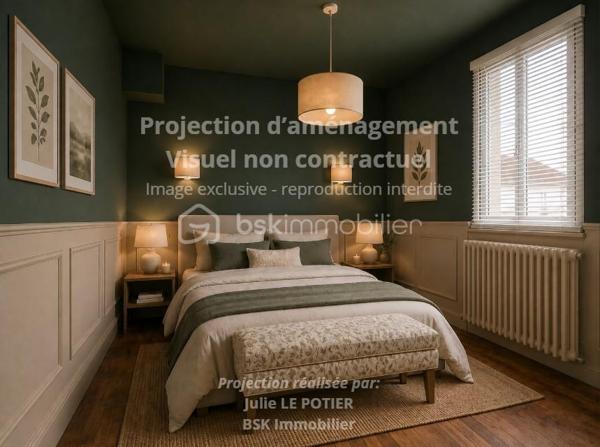 Située dans un quartier recherché de Pontivy, cette maison familiale offre de belles possibilités d'aménagement pour ceux qui souhaitent créer un intérieur à leur image.

Le rez-de-chaussée se compose d'une pièce de vie lumineuse, d'une cuisine indépendante, de deux chambres, d'une salle d'eau ainsi que d'un WC séparé, offrant un confort de vie au quotidien.
À l'étage, vous découvrirez deux chambres supplémentaires, un WC avec lave-mains ainsi qu'un grenier pouvant répondre à différents besoins de rangement ou d'aménagement selon vos projets.
La maison bénéficie également d'un sous-sol et d'un terrain d'environ 430 m².

Côté équipements :
✔ chauffage central au gaz de ville
✔ double vitrage 
✔ toiture en ardoises naturelles

Les amateurs du charme de l'ancien apprécieront la présence de véritables parquets, apportant chaleur, authenticité et caractère à la maison.
Des travaux de rafraîchissement sont à prévoir, mais ils permettront de moderniser les espaces et de créer un intérieur à votre image.

✨ Afin de faciliter votre projection, des visuels d'aménagement et de décoration sont proposés pour vous permettre d'imaginer le potentiel du bien après rénovation.

📍 À proximité des commodités, écoles et services, cette maison constitue une belle opportunité pour une famille ou pour toute personne recherchant une habitation avec chambre et salle d'eau au rez-de-chaussée.

📞 Contactez-moi pour organiser une visite et découvrir toutes les possibilités qu'offre cette maison.