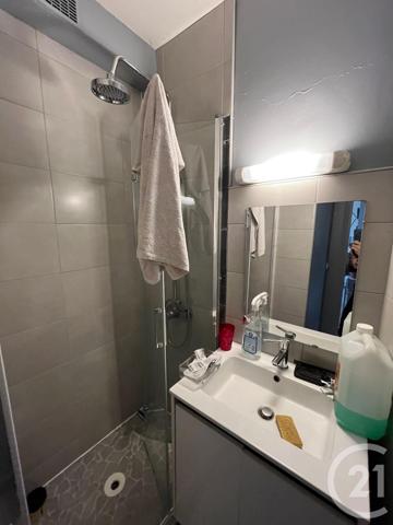 immeuble à vendre  448 m2 CHATEL GUYON - 63