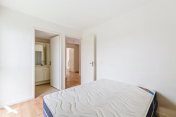 Appartement à vendre 232 870 € Cenon 4 p 83 m² DPE C