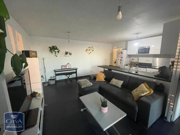 Appartement à louer 3 pièces 76.32m²