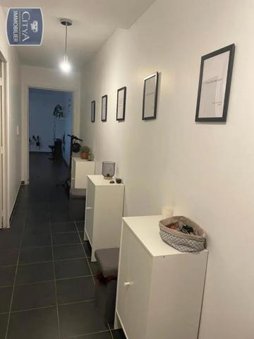 Appartement à louer 3 pièces 76.32m²