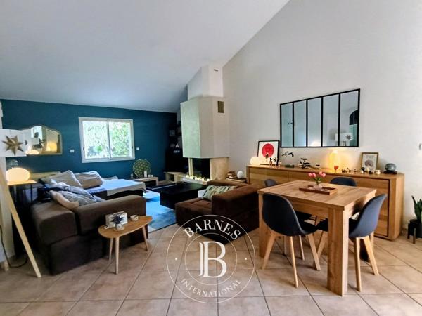 Saint-Clément-de-Rivière, Maison 3 Chambres -  170 m² à vendre