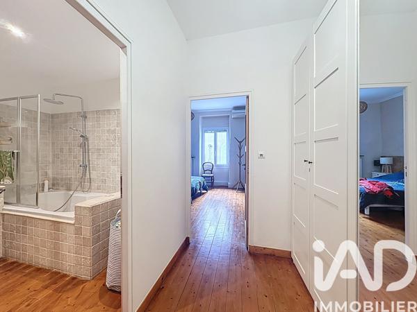 Maison à vendre 5 pièces 130 m² Saint-Saturnin-lès-Avignon