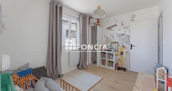 À vendre Appartement 3 pièces 72 m² - Bordeaux 33800