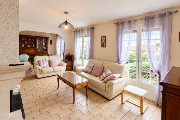 Pavillon, MARZY,  plain-pied, double garage, 3 chambres, 2h30 PARIS