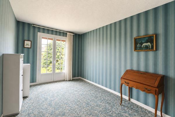 Pavillon, MARZY,  plain-pied, double garage, 3 chambres, 2h30 PARIS