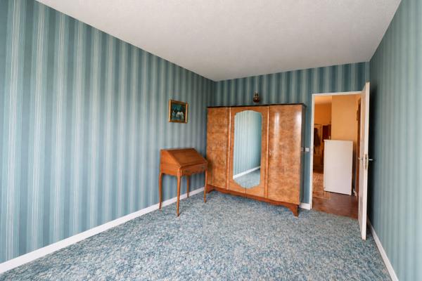 Pavillon, MARZY,  plain-pied, double garage, 3 chambres, 2h30 PARIS