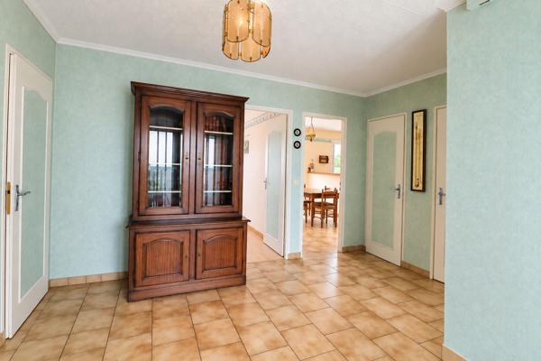 Pavillon, MARZY,  plain-pied, double garage, 3 chambres, 2h30 PARIS