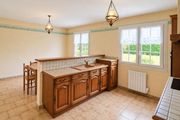 Pavillon, MARZY,  plain-pied, double garage, 3 chambres, 2h30 PARIS
