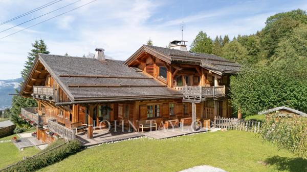 Superbe chalet de 9 chambres à Demi-Quartier