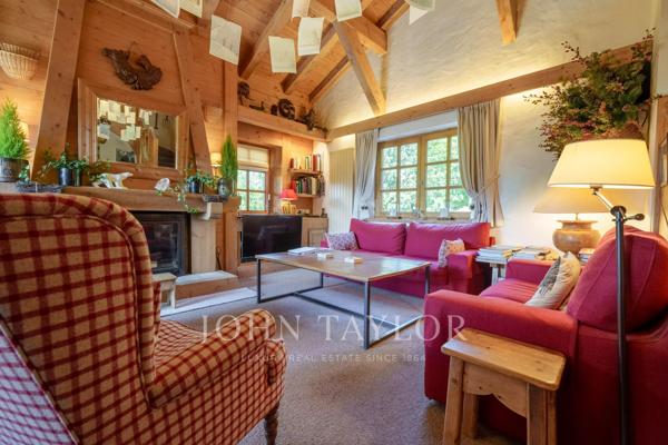 Superbe chalet de 9 chambres à Demi-Quartier