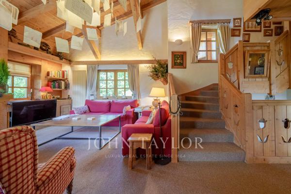 Superbe chalet de 9 chambres à Demi-Quartier