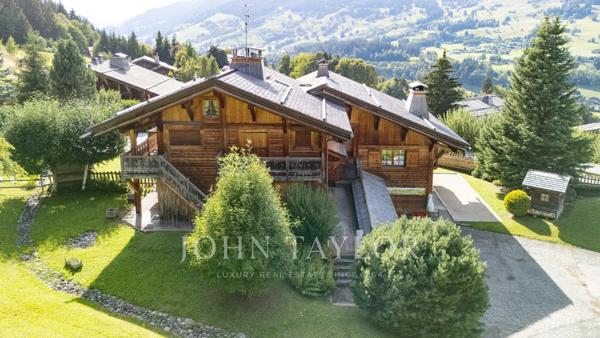 Superbe chalet de 9 chambres à Demi-Quartier