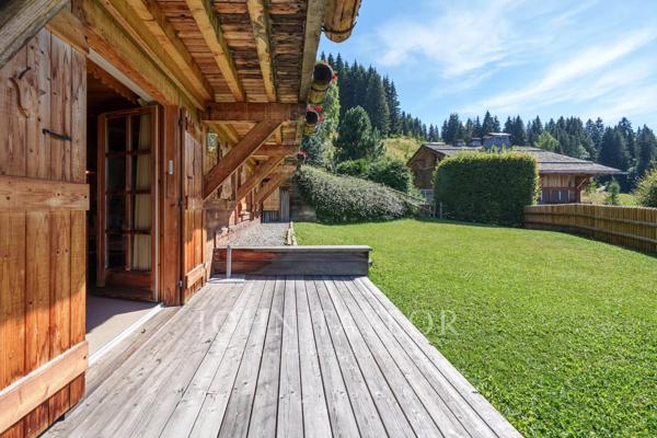 Superbe chalet de 9 chambres à Demi-Quartier