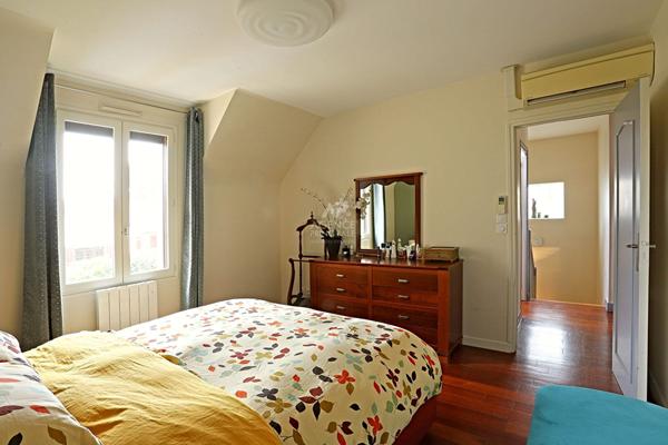 Maison Nanterre 5 pièce(s) 132 m2 €925 000 ** - Référence 15354