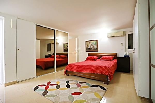Maison Nanterre 5 pièce(s) 132 m2 €925 000 ** - Référence 15354
