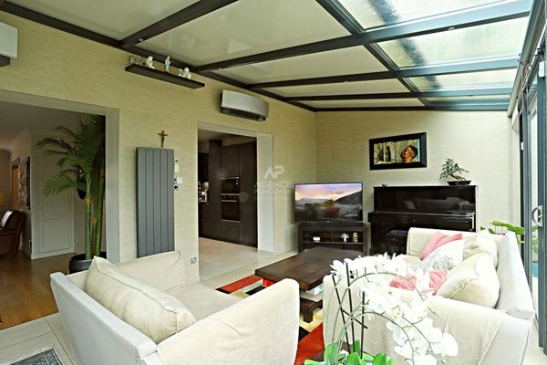Maison Nanterre 5 pièce(s) 132 m2 €925 000 ** - Référence 15354