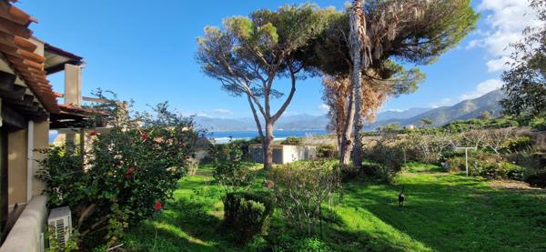 Maison pied dans l'eau