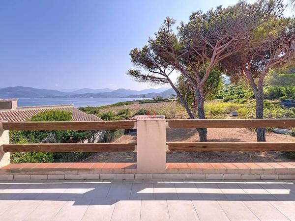 Maison pied dans l'eau